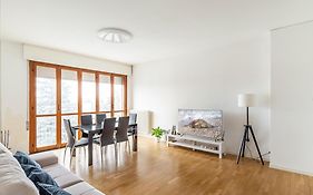 Padova Station - Bright Apartment With Balcony!